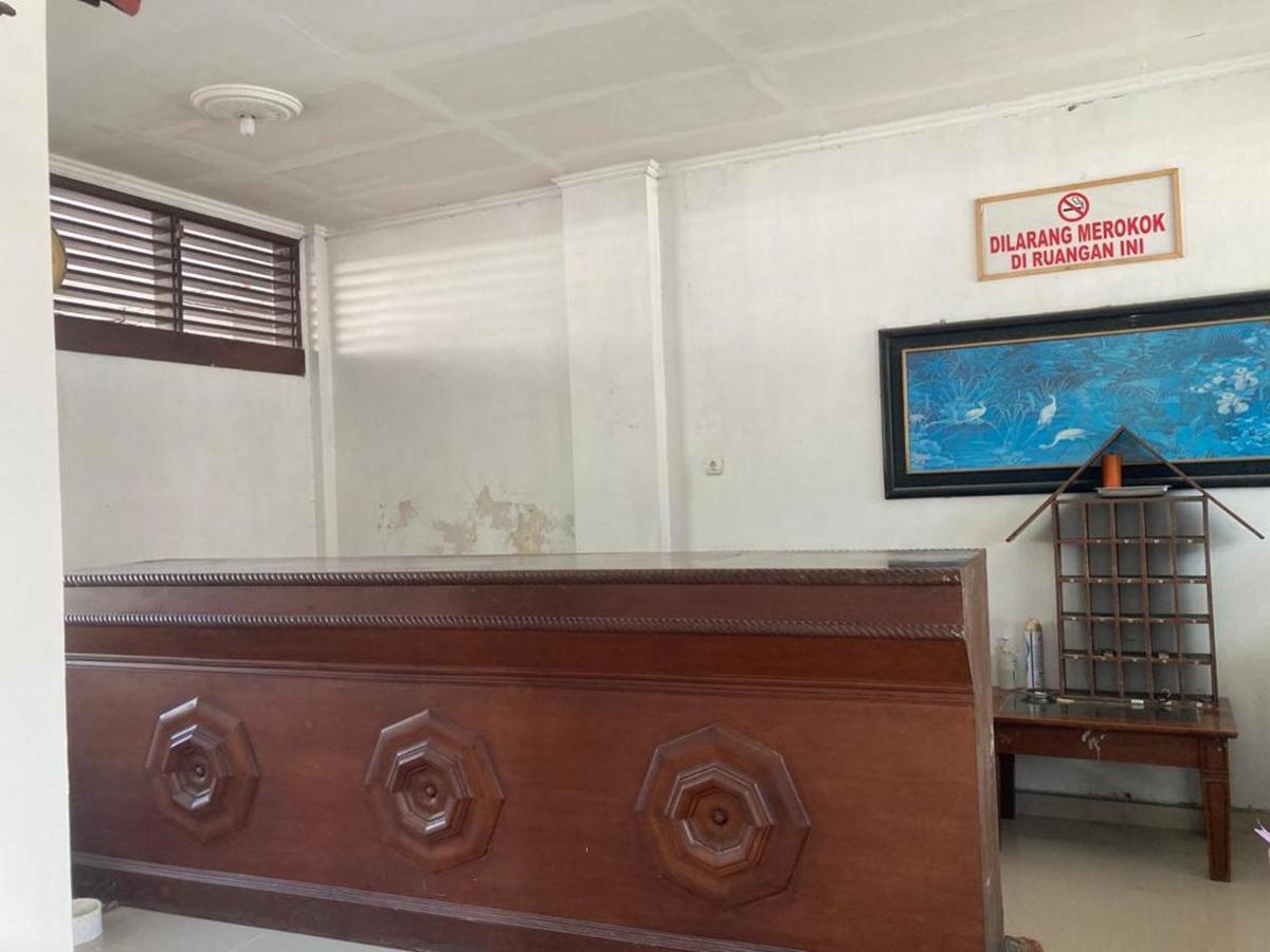 Hotel Surya Citra Jogja A Mitra Reddoorz Джокякарта Екстериор снимка