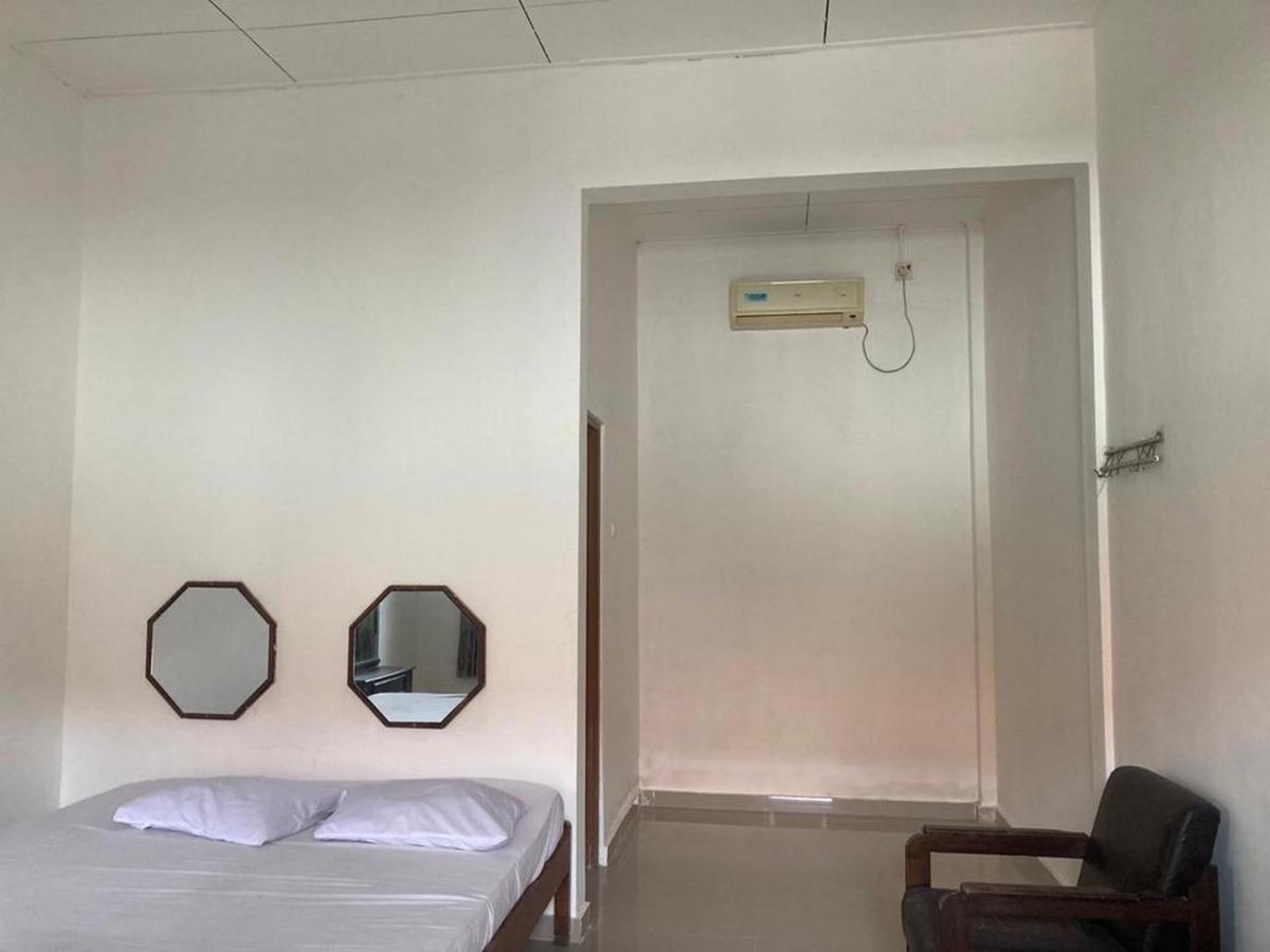 Hotel Surya Citra Jogja A Mitra Reddoorz Джокякарта Екстериор снимка
